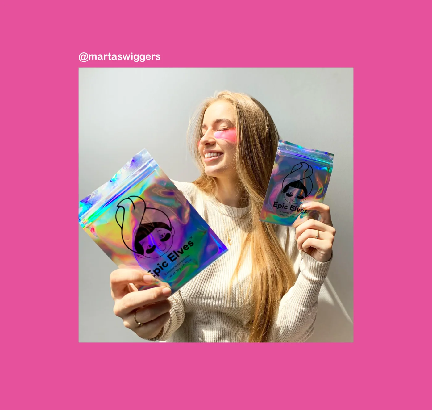 Marta houdt een verpakking van Epic Elves vast